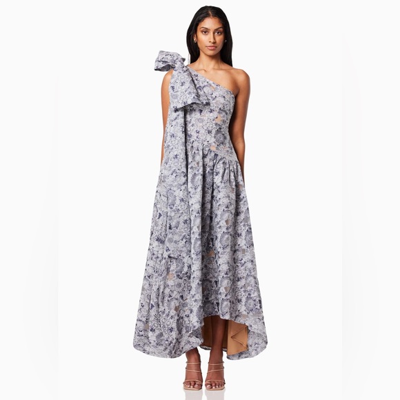 Elliatt Dresses & Skirts - Elliatt Gobi Gown in Blue, NWT, Small